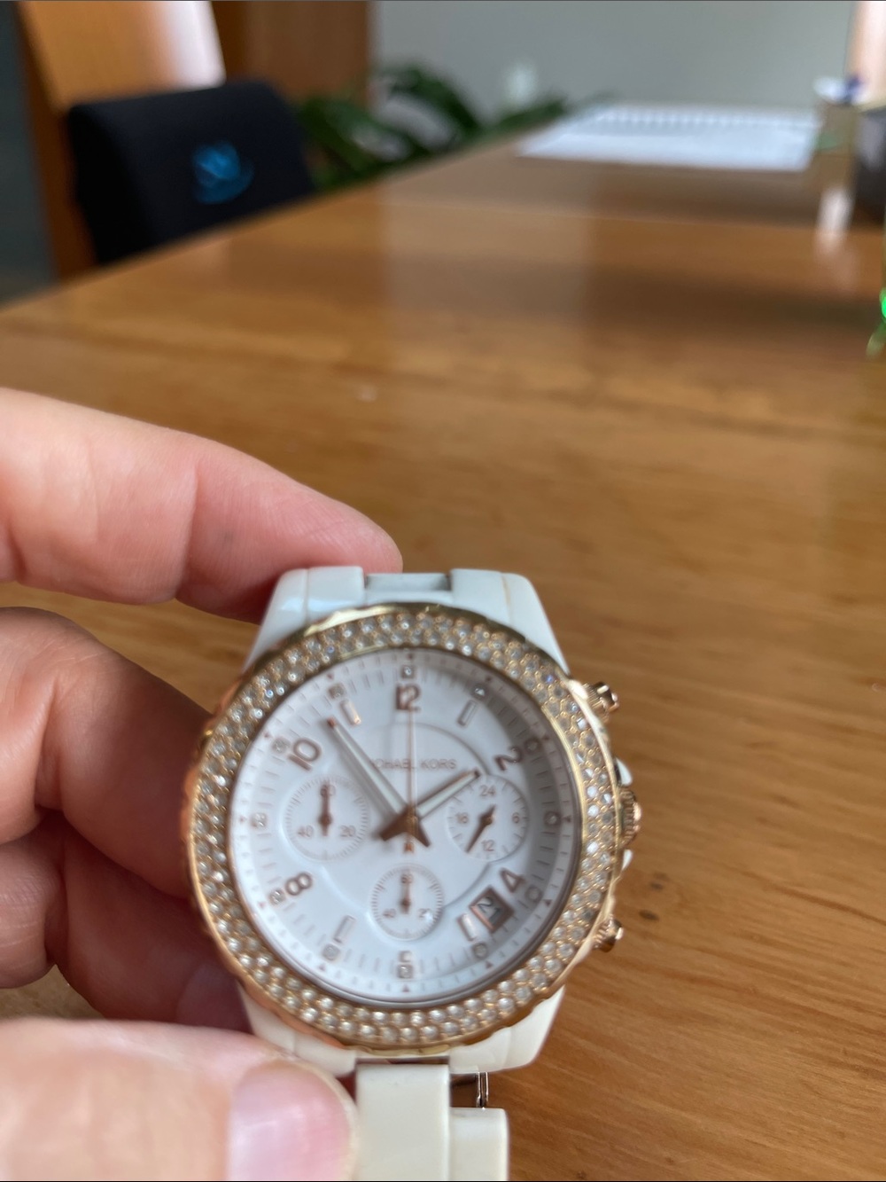 Michael Kors White and Gold Crystal Bezel Women's Watch